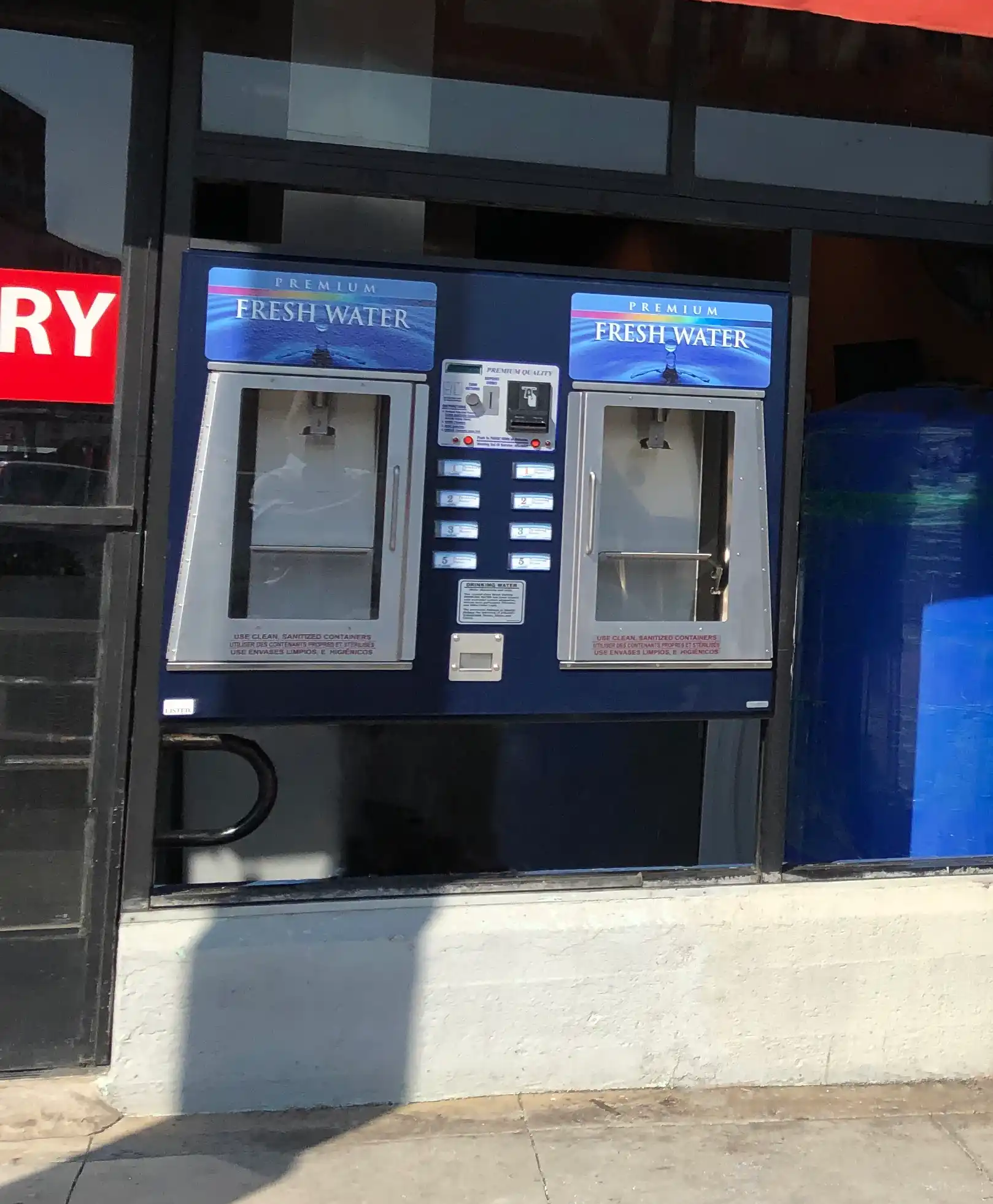 In Wall Water Dispensing Vending Maching